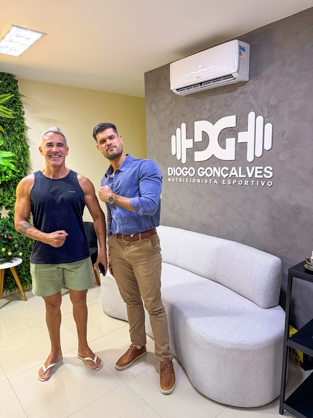 Paciente acompanhado pelo Dr. Diogo Gonçalves — consultório